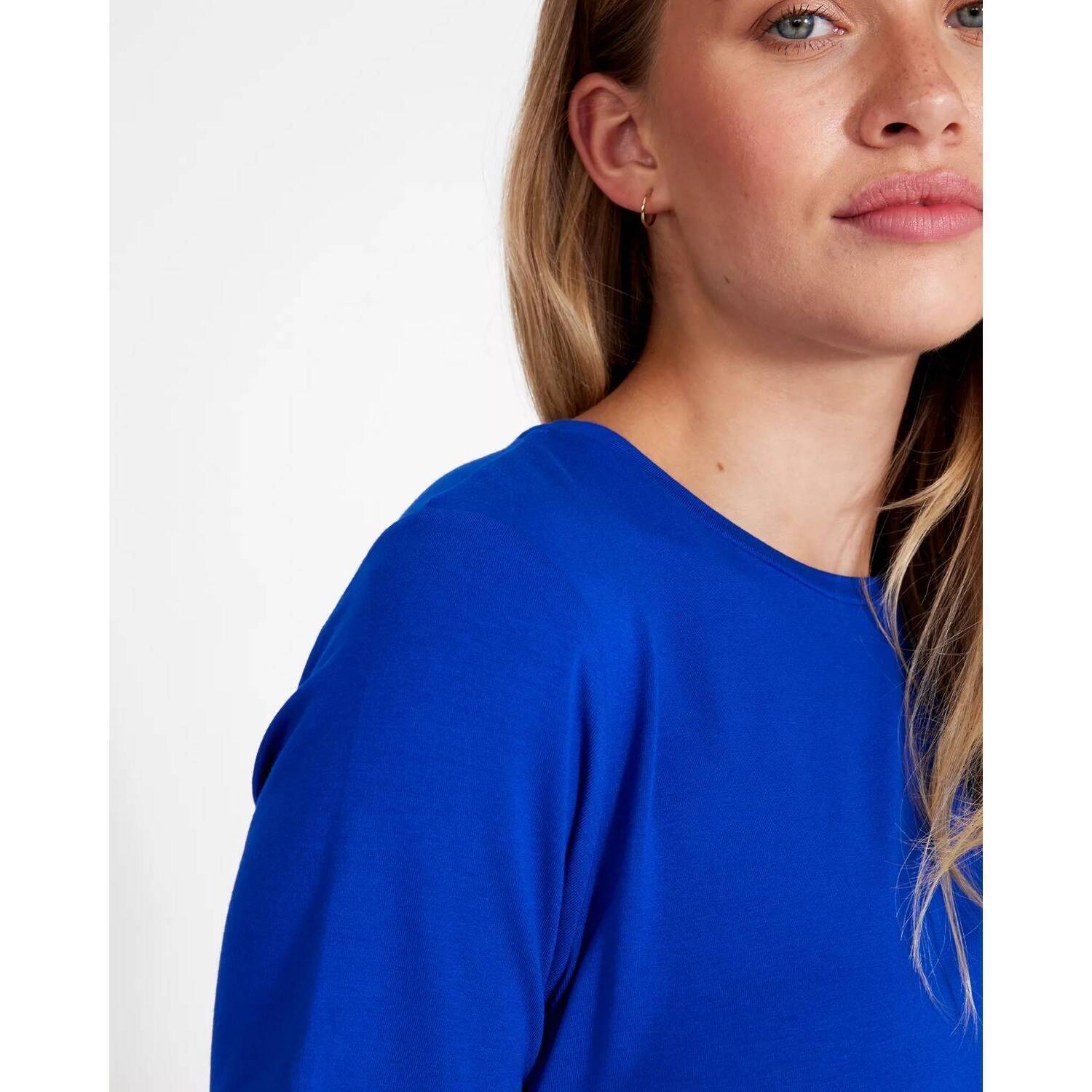 New Holebrook Usa Jennie T-Shirt In Surf Blue — image 3 of 3